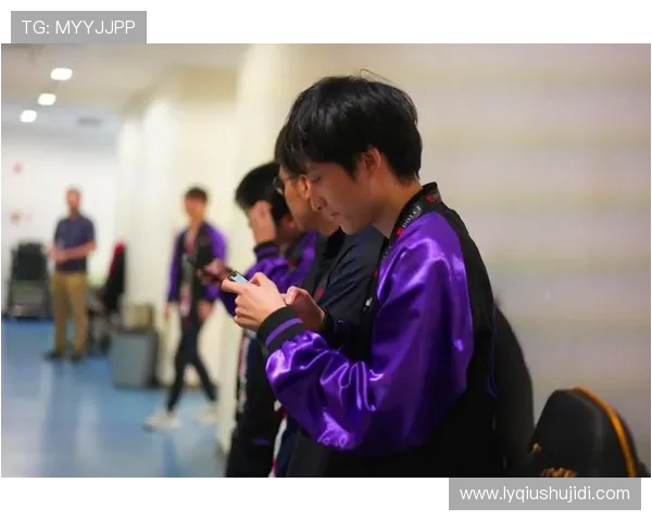 DOTA2热议：LNG战队意识争议引发玩家热烈讨论与反思