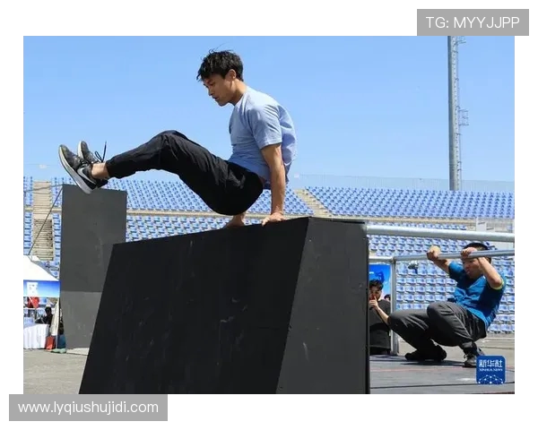 北京极限运动队在世界街舞大赛中的灵活性表现引发热议与赞赏