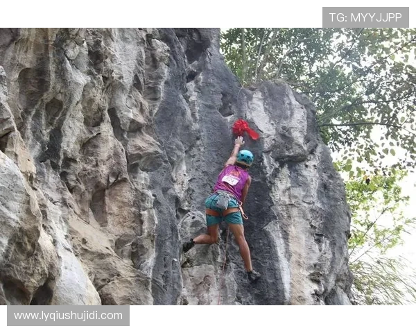成都攀岩队的耐力挑战与训练探索聚焦攀岩运动的未来发展