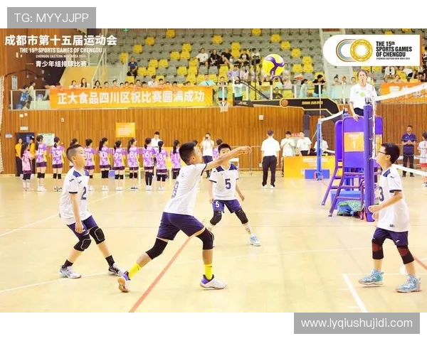 成都排球队配合默契创新高水平引领全国排球新潮流