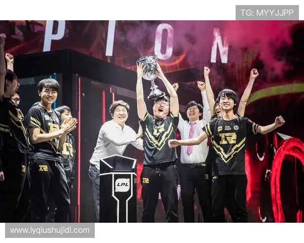 深入探讨RNG战队在比赛中的意识表现与数据分析解读