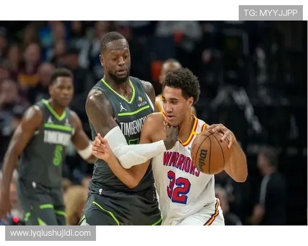 勇士与森林狼激战11场赛季对决精彩纷呈引发球迷热议 勇士与森林狼激战11场赛季对决精彩纷呈引发球迷热议