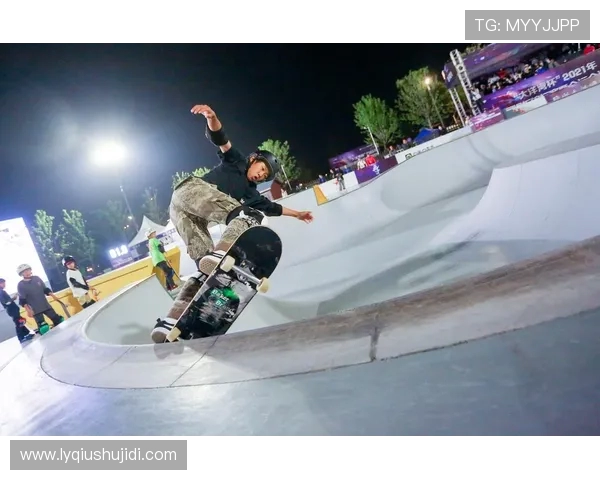 重庆滑板队在世界攀岩锦标赛中的逆袭之旅与荣耀时刻分享 重庆滑板队在世界攀岩锦标赛中的逆袭之旅与荣耀时刻分享