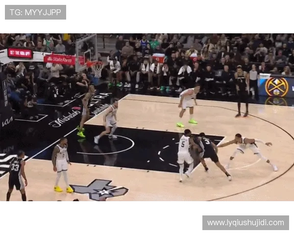 骑士与雄鹿激战精彩回顾2017年12月19日比赛全景分析与亮点总结