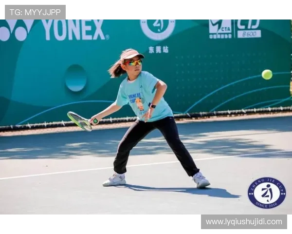 周娜专访:从青涩少女到网球明星的奋斗与成长之路 周娜专访:从青涩少女到网球明星的奋斗与成长之路