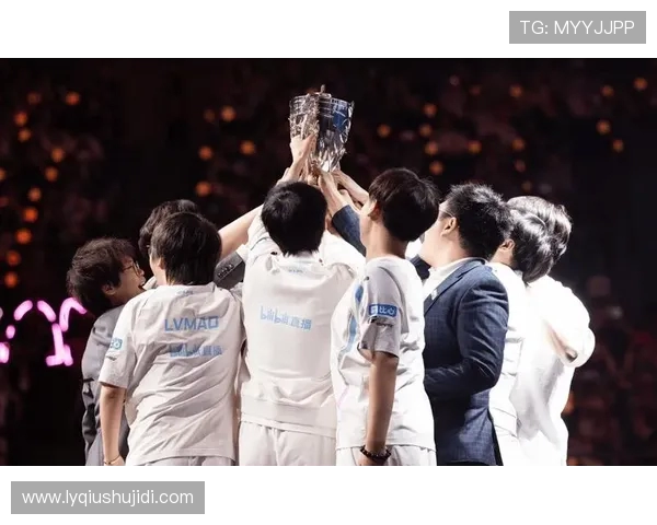 王者荣耀评论分析BLG战队盯防策略的优缺点与影响