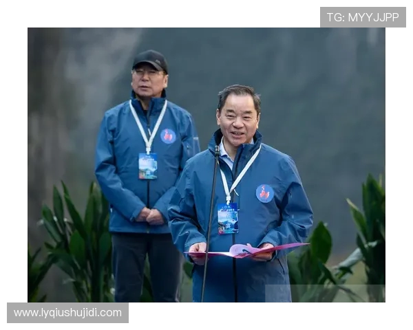 重庆攀岩队的防守策略揭秘与深度分析攀岩运动的挑战与机遇