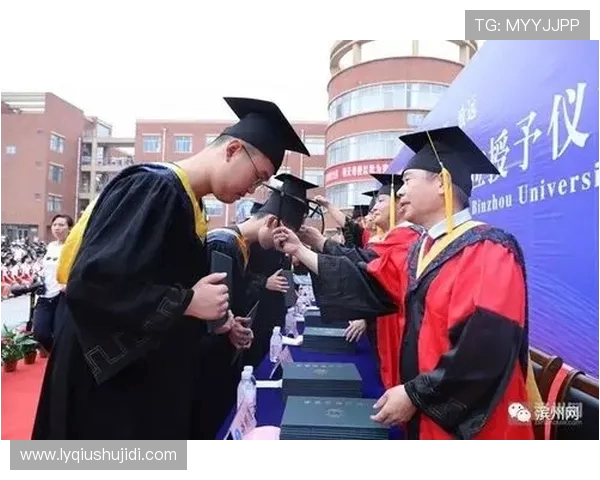 李静谈篮球人生：从青涩少年到职业球员的心路历程回顾